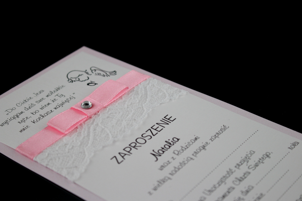 Zaproszenia na chrzest z koronką, papier różowy